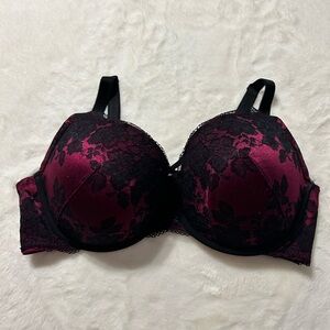 Burgundy and Black Lace Push-Up Bra with Smooth Cups